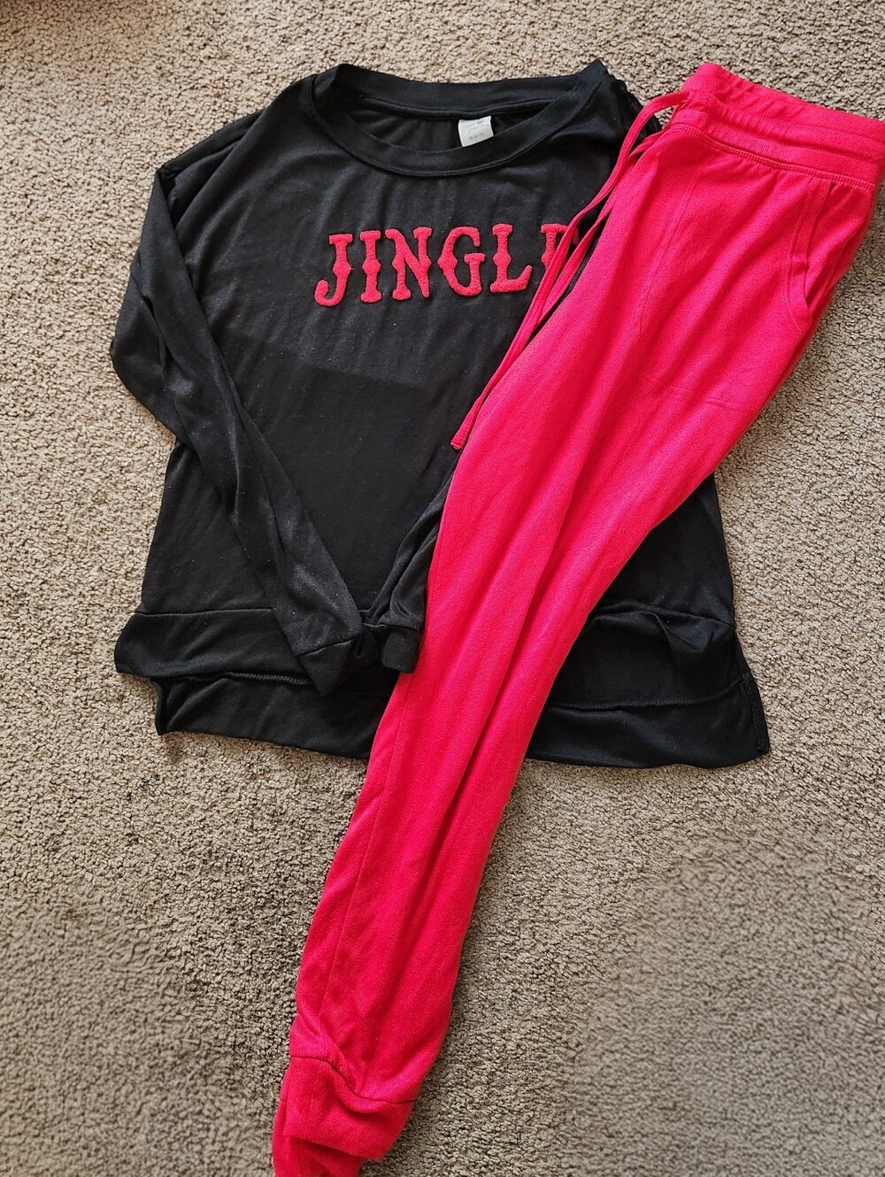 Secret Treasures Jingle Hacci Pajama Set Black & Pink Size M